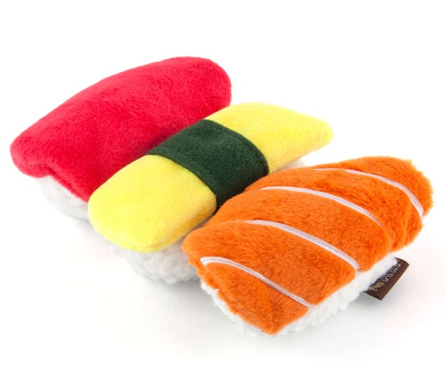 Plyšové sushi pískací+šustící 19x12cm